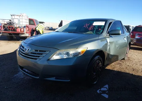 2007 Toyota Camry Le V6 z USA, uszkodzony, nr VIN 4T1BK46K17U511606